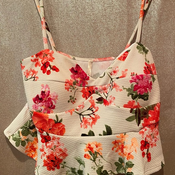 Sexy Flower Top Size L - Picture 7 of 10